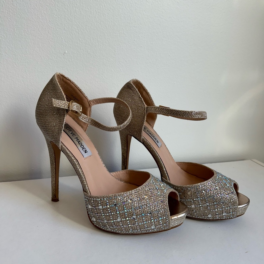 Steve Madden Platform Heals Size 7